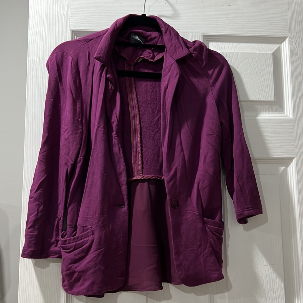 Market and spruce maroon blazer in size S.